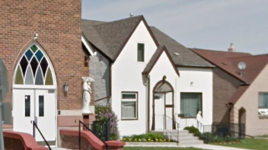 St. Raphael Priory, SSPX, Winnipeg, MB